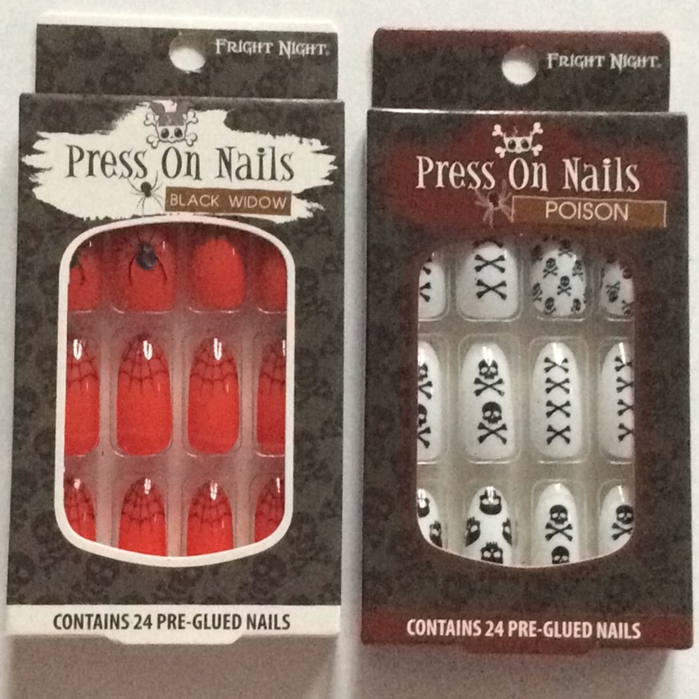 🎁 $5 🎁 Fright Night Press on Nails.